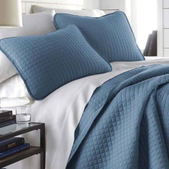 Vilano Oversized Quilt Set 3 pc - Picture 1 of 2